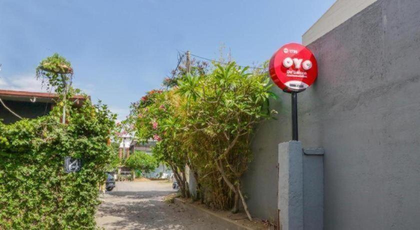 Oyo 1755 De'balcon Near Ngurah Rai Airport Hotel
